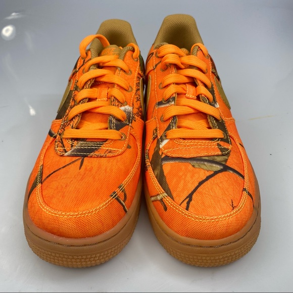 2019 REALTREE x NIKE AIR FORCE '07 LV8 AP BLAZE CAMO AO2441
